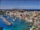 Procida: Corricella